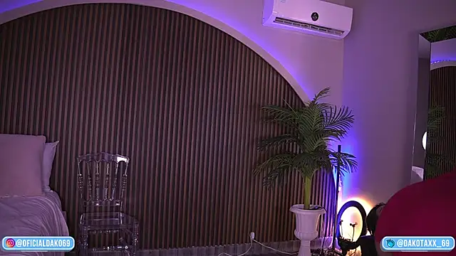 Dakota Lee online show from October 24, 3:05 am