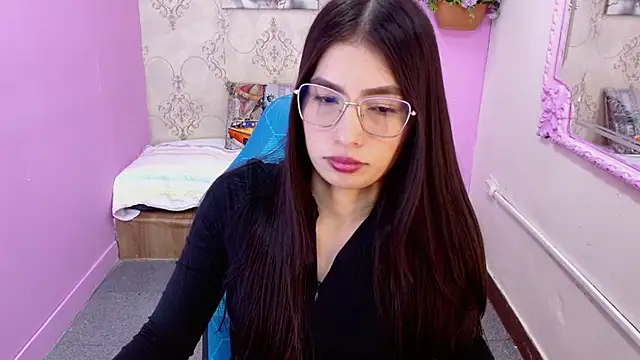 Natasha Ferrec online show from April 8, 10:44 pm