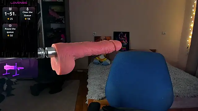 Cherry  Girl online show from November 3, 4:43 pm