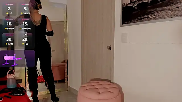 Snapshot of daiila_jonnes chatting on October 31, 6:15 pm daiila jonnes online show from October 31, 6:15 pm