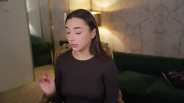 Snapshot of Jasmine_Flow chatting on November 12, 8:29 am Jasmine Flow online show from November 12, 8:29 am