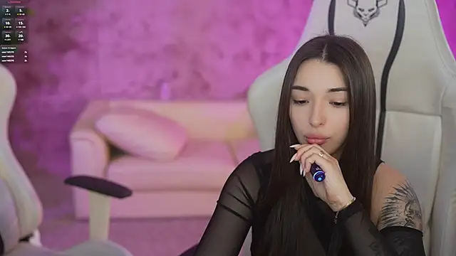 Snapshot of Jasmine_Flow chatting on February 10, 9:36 pm Jasmine Flow online show from February 10, 9:36 pm