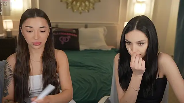 Jasmine Flow online show from March 9, 8:29 am