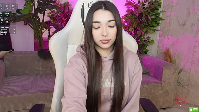 Snapshot of Jasmine_Flow chatting on January 14, 2:53 pm Jasmine Flow online show from January 14, 2:53 pm