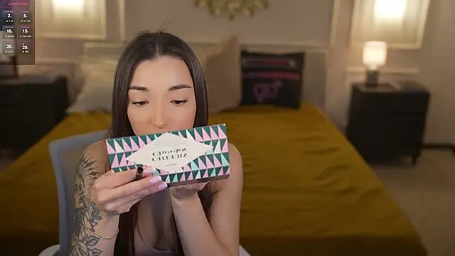 Jasmine Flow online show from April 3, 7:26 am