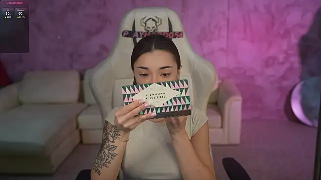 Jasmine Flow online show from April 10, 7:48 am