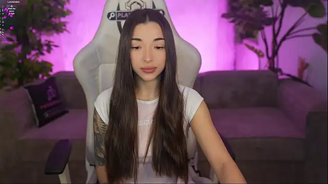 Jasmine Flow online show from April 19, 7:09 am