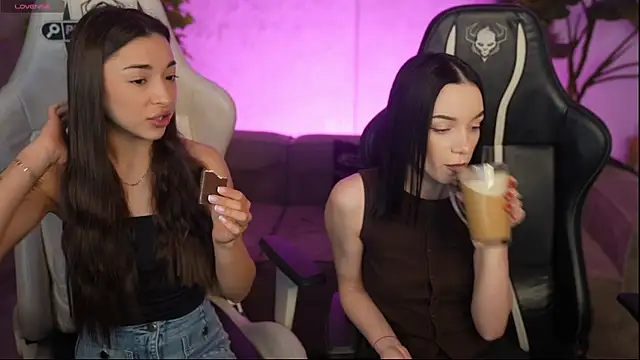 Jasmine Flow online show from April 1, 7:31 am