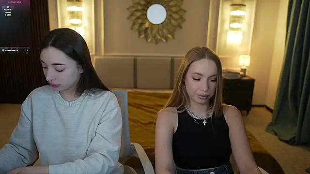 Snapshot of Jasmine_Flow chatting on March 19, 7:49 pm Jasmine Flow online show from March 19, 7:49 pm
