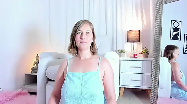 Snapshot of allison_01stone chatting on February 1, 9:51 pm allison 01stone online show from February 1, 9:51 pm