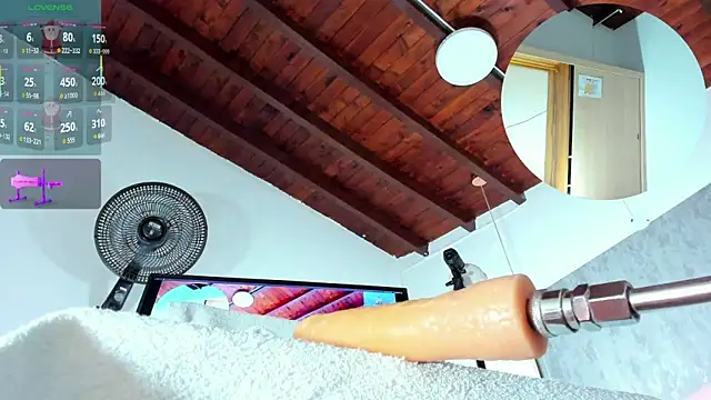 naomidibello online show from December 22, 7:58 pm