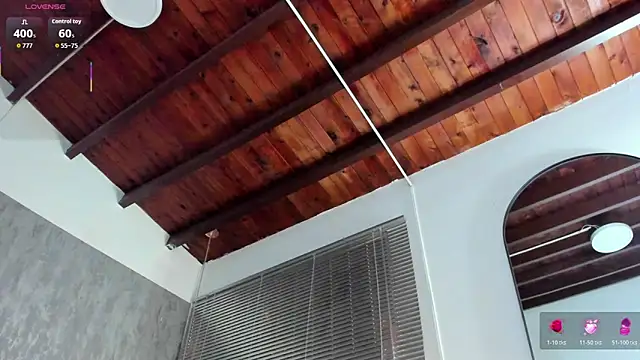 naomidibello online show from March 16, 6:21 pm