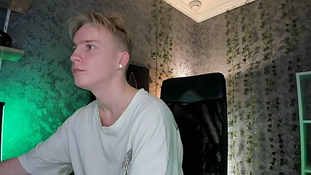 AlexxSweet online show from November 8, 7:23 am