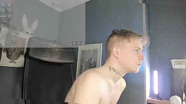 AlexxSweet online show from March 28, 6:47 am