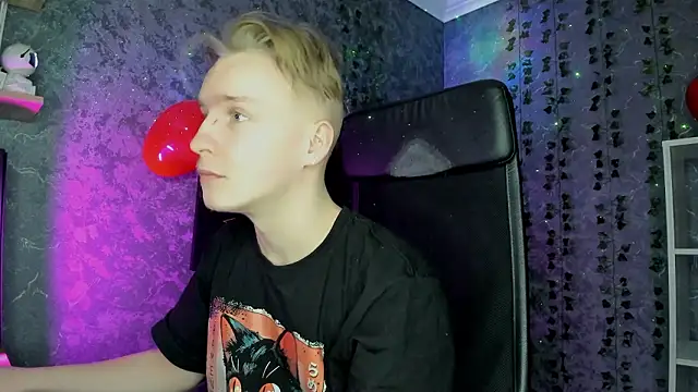 AlexxSweet online show from February 15, 6:58 am