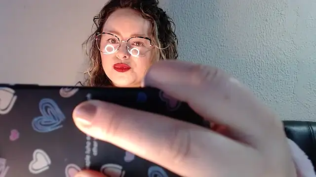 Aniha  online show from February 9, 6:50 pm