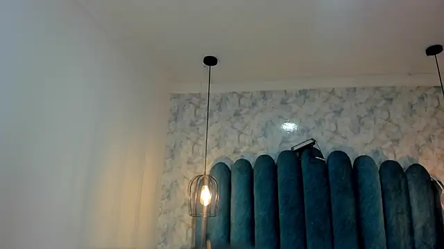 Snapshot of nalalye_cruzz_ chatting on June 5, 3:00 am nalalye cruzz online show from June 5, 3:00 am