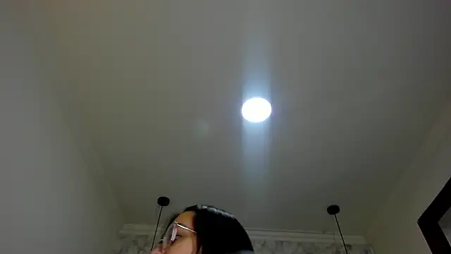 nalalye cruzz  online show from March 28, 2:45 am