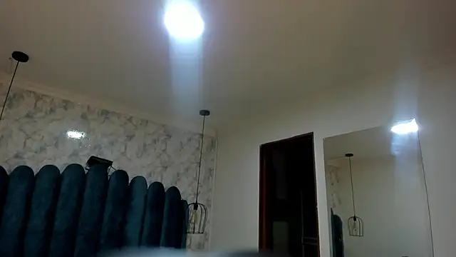 nalalye cruzz  online show from November 5, 3:09 am