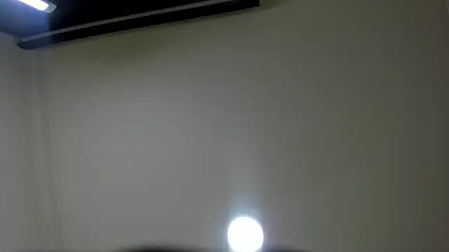 Snapshot of nalalye_cruzz_ chatting on June 14, 2:19 am nalalye cruzz online show from June 14, 2:19 am