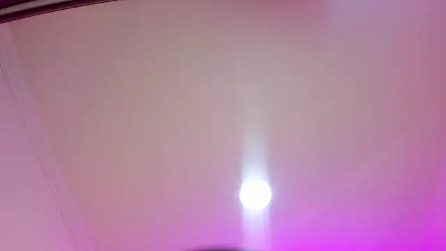 nalalye cruzz  online show from March 7, 2:51 am