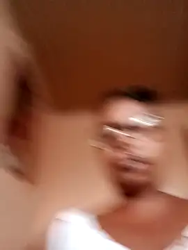 Snapshot of ZOQULUx chatting on March 1, 3:12 pm ZOQULUx online show from March 1, 3:12 pm