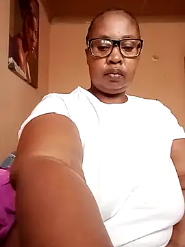 ZOQULUx online show from March 12, 9:24 am