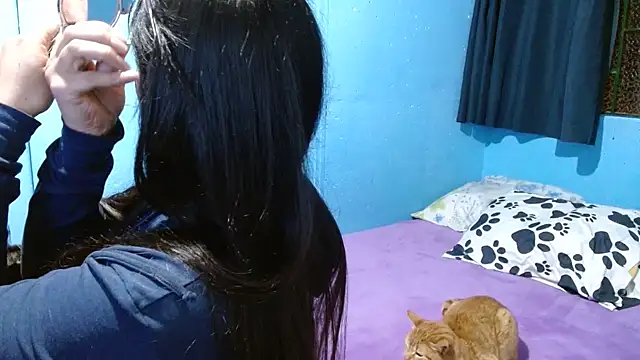 Snapshot of clarisse69 chatting on February 27, 11:37 pm clarisse69 online show from February 27, 11:37 pm