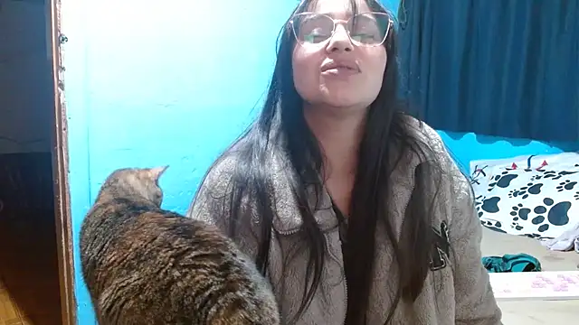 Snapshot of clarisse69 chatting on February 7, 3:34 am clarisse69 online show from February 7, 3:34 am