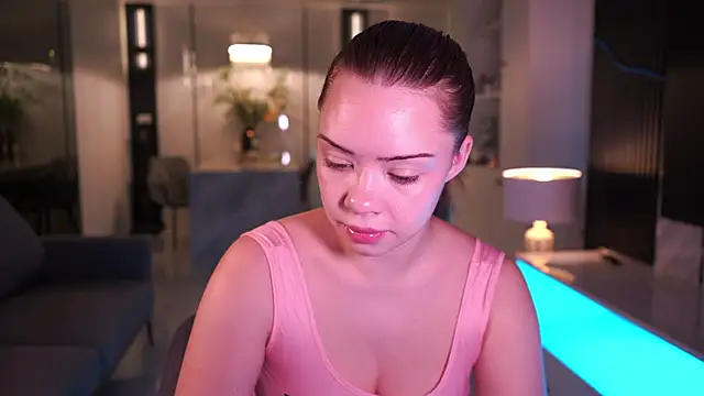 VixenMia online show from October 21, 2:55 am