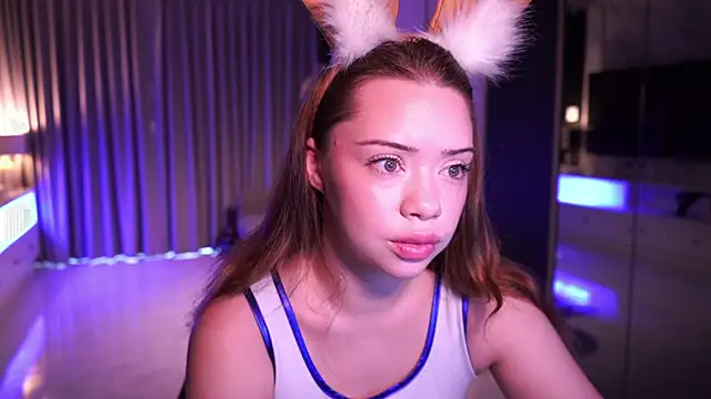 Snapshot of VixenMia chatting on September 19, 2:04 am VixenMia online show from September 19, 2:04 am