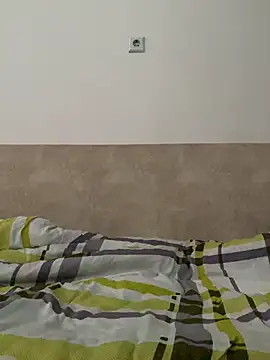 WhiteeMen online show from January 18, 11:46 am