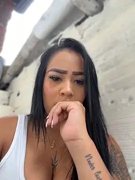 Luisa Fernandaa online show from April 16, 6:41 pm