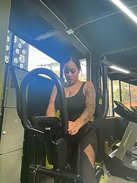 Luisa Fernandaa online show from February 27, 7:14 pm