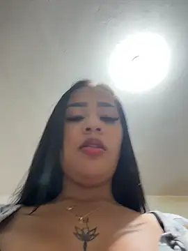 Luisa Fernandaa online show from April 19, 3:40 am