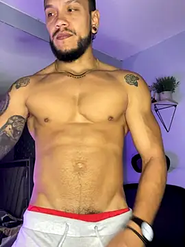 ARON TAYLER01 online show from November 12, 10:30 am