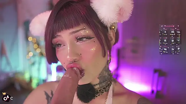 Samanthha roberts online show from April 14, 11:37 am