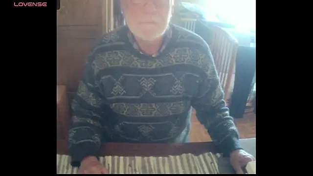 Snapshot of terrybare chatting on March 17, 2:12 pm terrybare online show from March 17, 2:12 pm