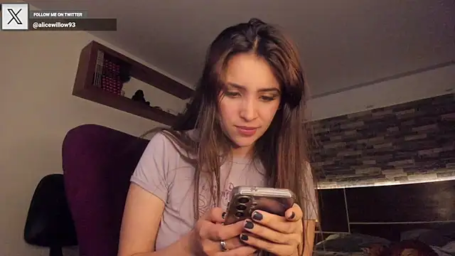 alicewilloww online show from February 21, 5:35 am