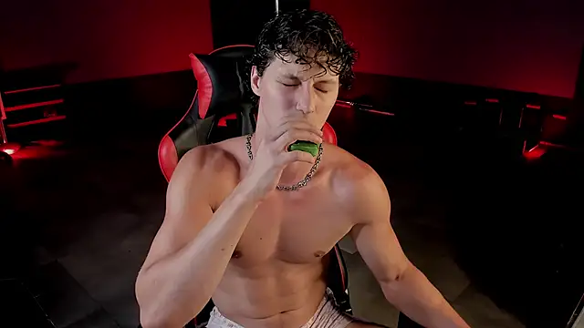dirty-boss online show from May 24, 6:19 pm