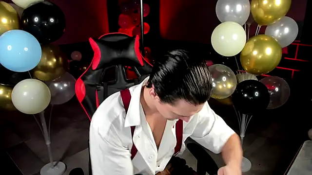 Snapshot of dirty-boss chatting on October 11, 1:01 pm dirty-boss online show from October 11, 1:01 pm