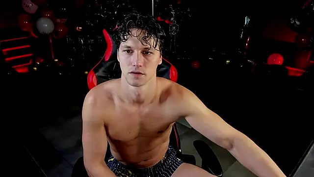 Snapshot of dirty-boss chatting on October 24, 8:13 am dirty-boss online show from October 24, 8:13 am