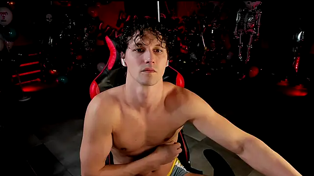 dirty-boss online show from December 19, 9:22 am