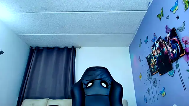 SweetIsabella x online show from April 11, 7:45 am