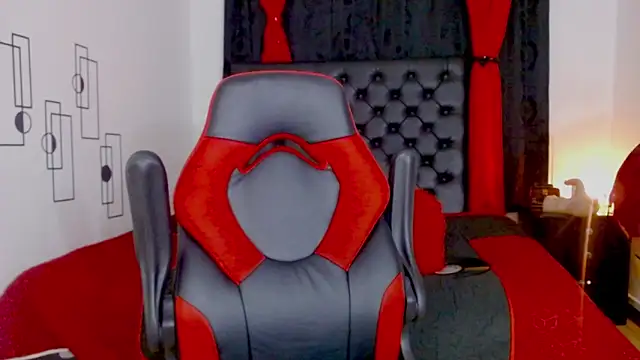 misslombana online show from November 10, 6:51 am