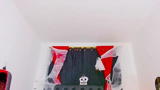 misslombana online show from October 23, 6:01 am