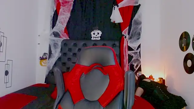 misslombana online show from October 27, 5:41 am