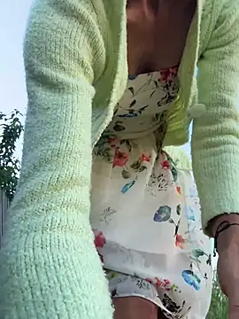 MilffantasyX online show from June 19, 5:57 am