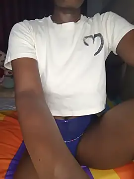 NicRaisaa online show from June 30, 2:22 am