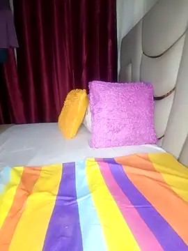 NicRaisaa online show from March 20, 3:40 am